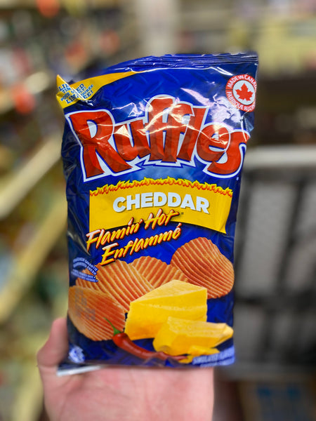 Ruffles Flamin Hot Cheddar